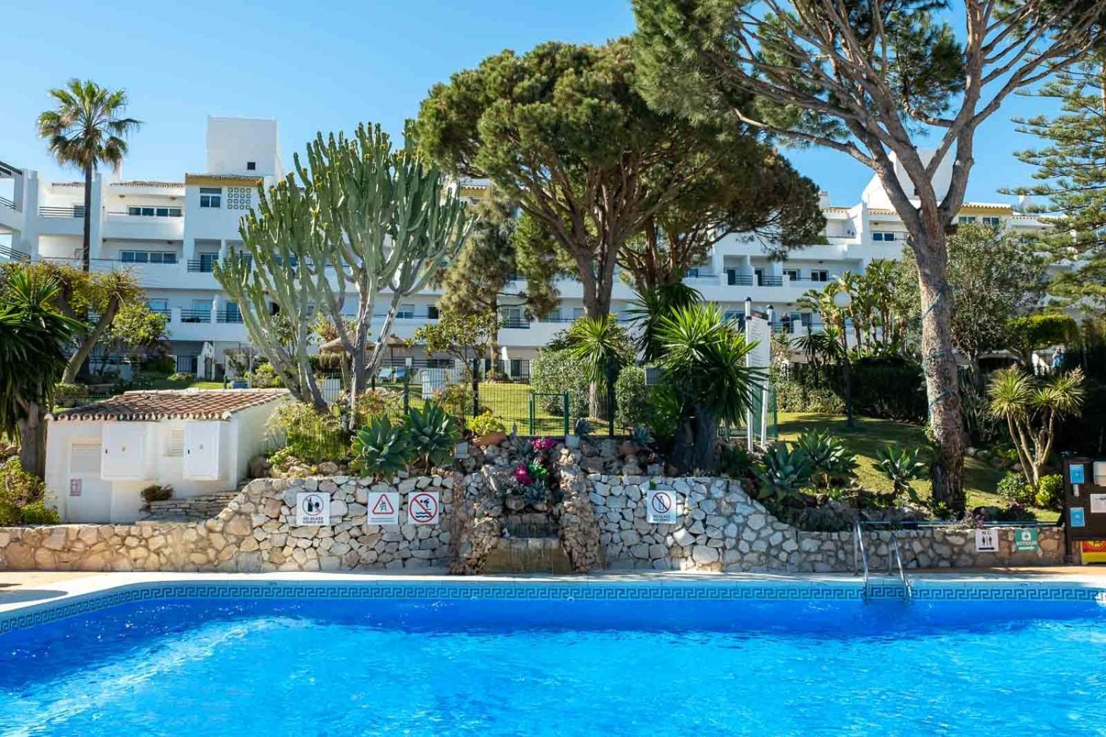 Family & Beach Apartments Mijas Costa & Fuengirola By Alfresco Stays El Faro ภายนอก รูปภาพ