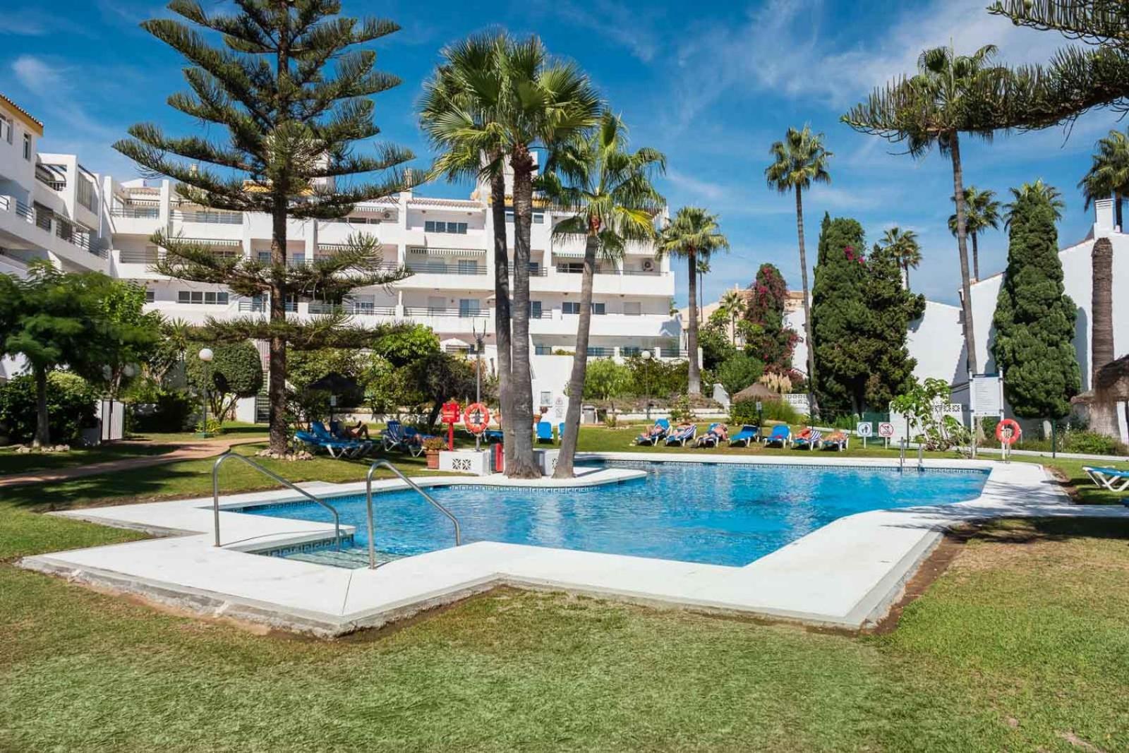 Family & Beach Apartments Mijas Costa & Fuengirola By Alfresco Stays El Faro ภายนอก รูปภาพ