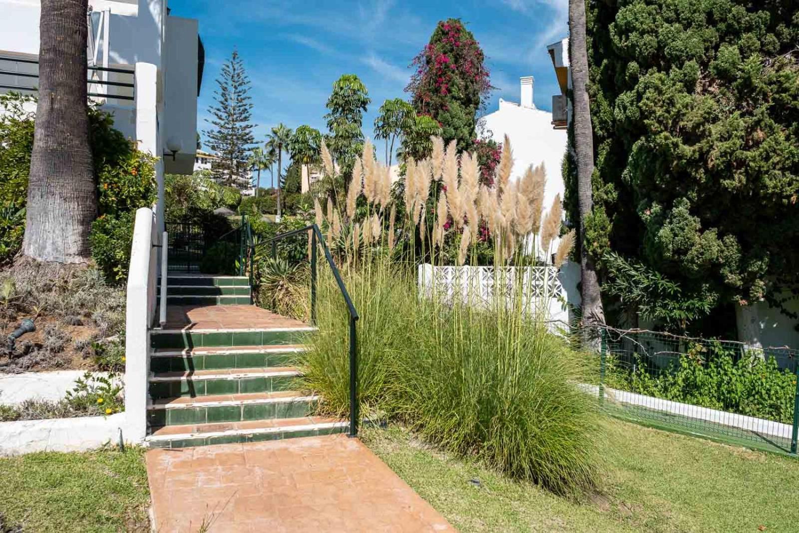 Family & Beach Apartments Mijas Costa & Fuengirola By Alfresco Stays El Faro ภายนอก รูปภาพ